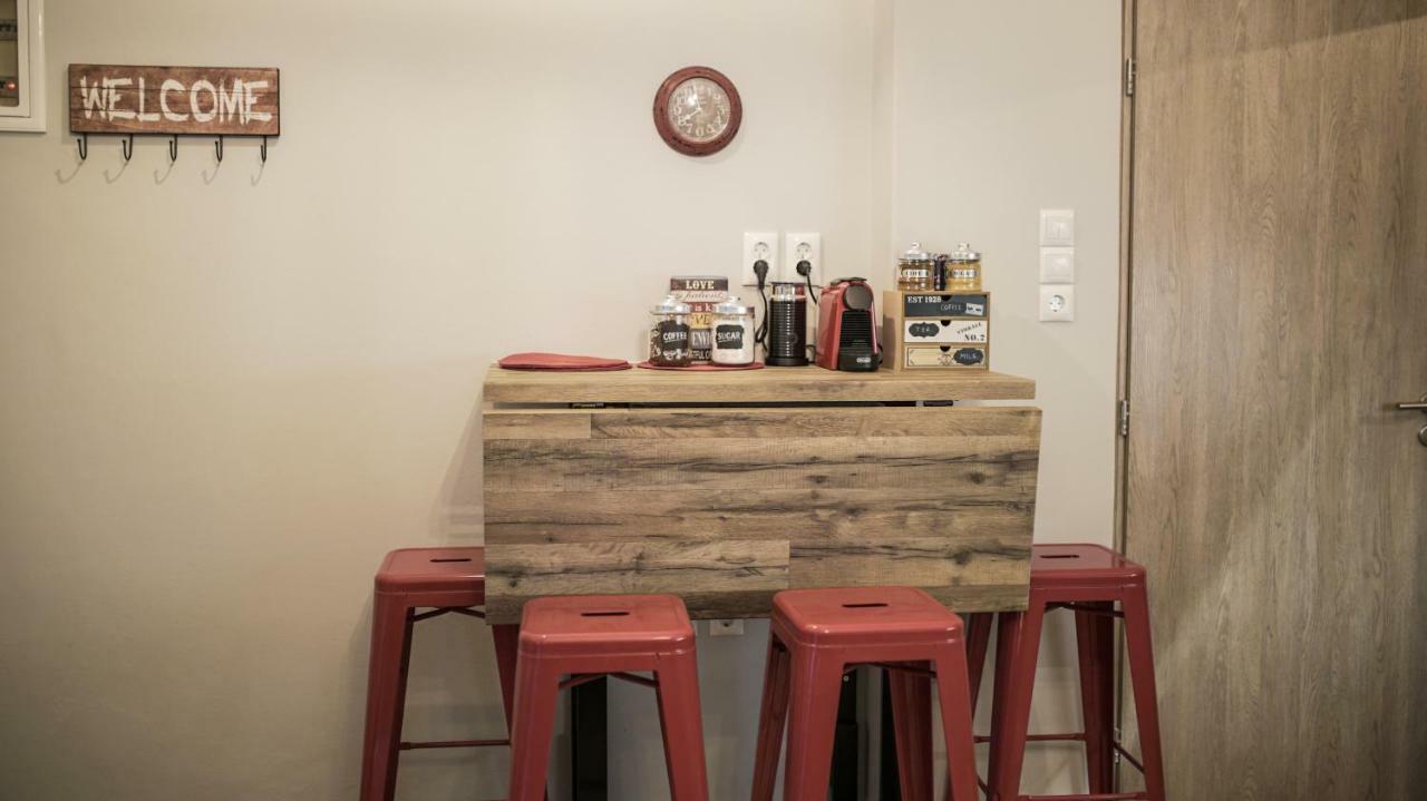 D16-Cosy Downtown Apartment Athen Exterior foto
